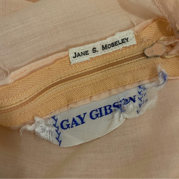 Vintage 60s Gay Gibson Pale Pink Lightweight Lace Trim Dress with Bows - Picture 6 of 7